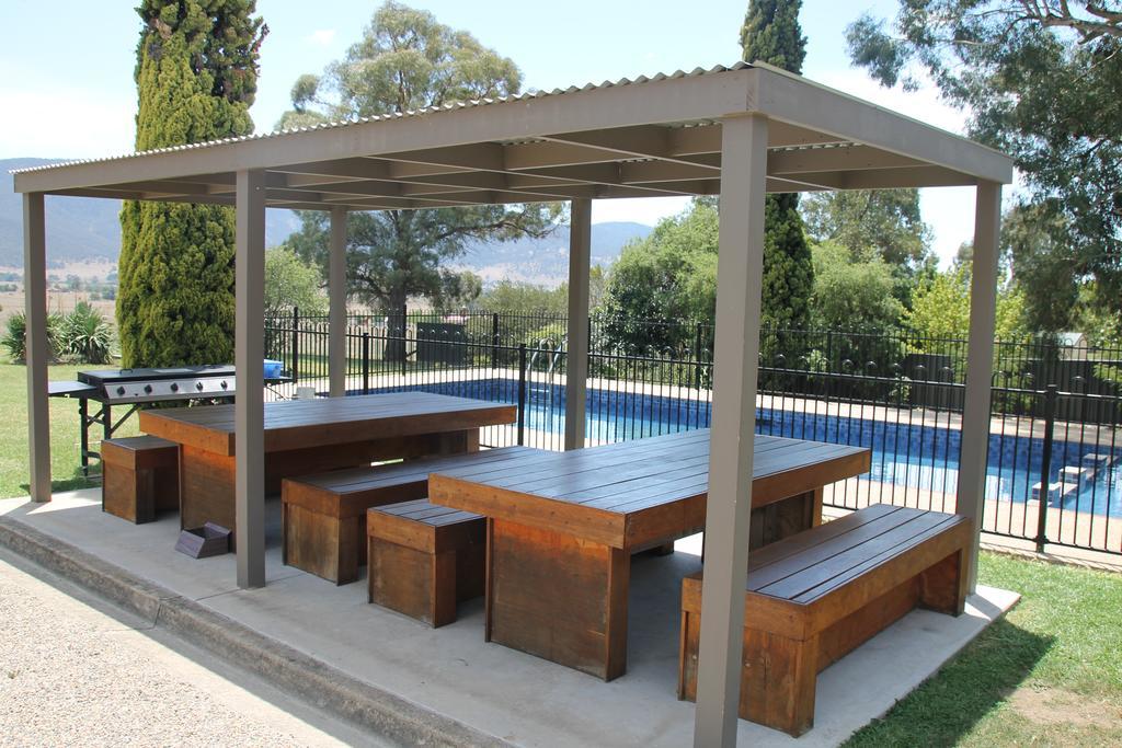Mountain View Motel Corryong Екстер'єр фото