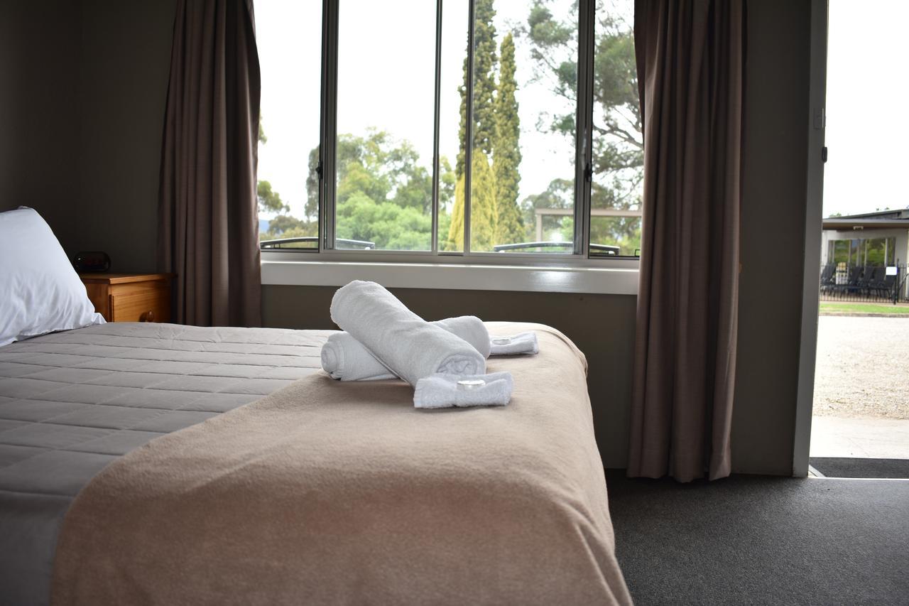 Mountain View Motel Corryong Екстер'єр фото