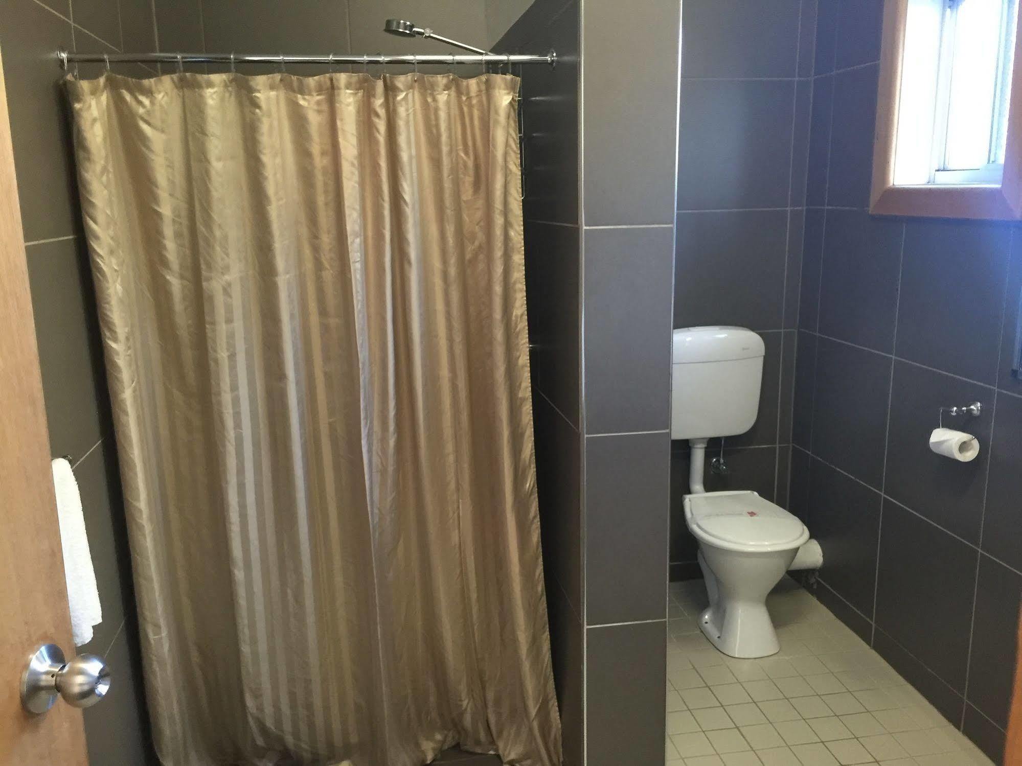 Mountain View Motel Corryong Екстер'єр фото