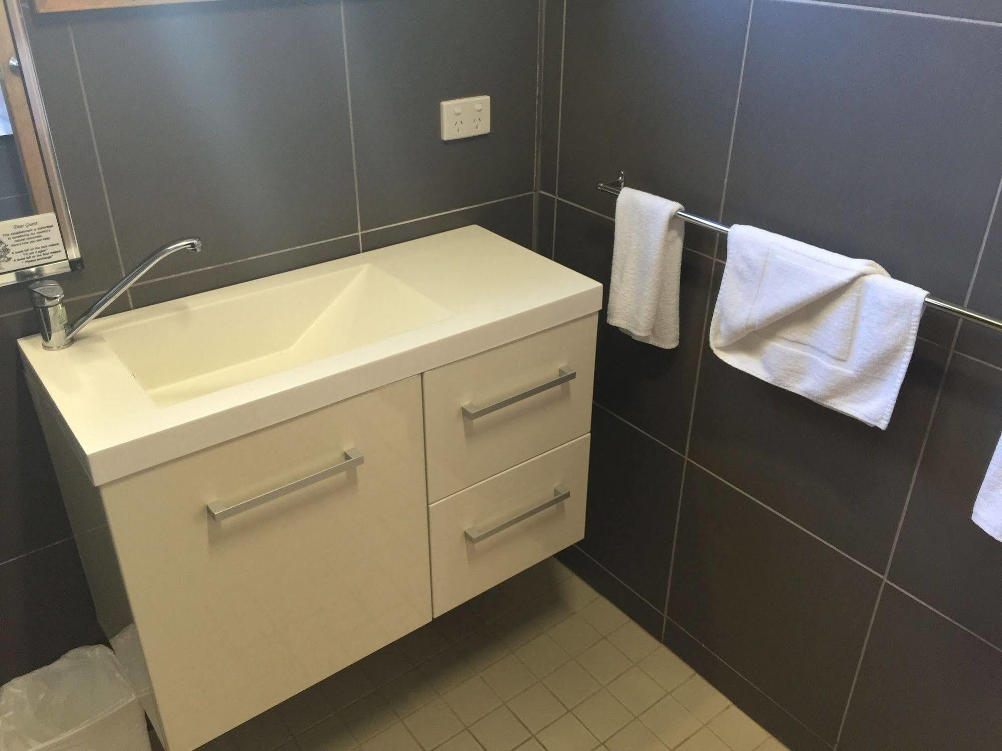Mountain View Motel Corryong Екстер'єр фото